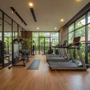 Balcony Image of 2000 Sq.ft 4 BHK Apartment / Flat for sale in Thane West Thane for Rs. 37900000