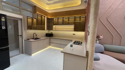 Kitchen Image of 3000 Sq.ft 4.5 BHK Independent House for sale in Platinum Green City, Omex City Indore for Rs. 22500000