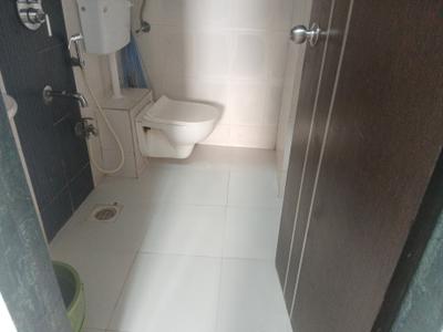 Image of 860 Sq.ft 2 BHK Apartment / Flat for rent in Malad West, Mumbai for Rs. 48000