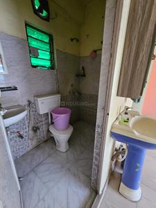 Bathroom Image of 805 Sq.ft 2 BHK Apartment / Flat for sale in Airport Gate No 2 Kolkata for Rs. 3700000