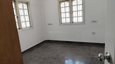 Bedroom Image of 700 Sq.ft 2 BHK Builder Floor for rent in Halasuru Bengaluru for Rs. 28000