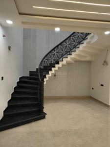 Hall Image of 7200 Sq.ft 5 BHK Independent House for sale in Gomti Nagar Lucknow for Rs. 55000000
