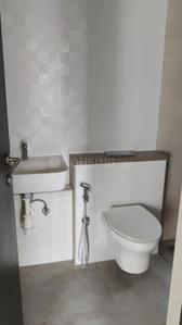 Image of 750 Sq.ft 2 BHK Apartment / Flat for rent in Kalpataru Vivant, Jogeshwari East, Mumbai for Rs. 73000