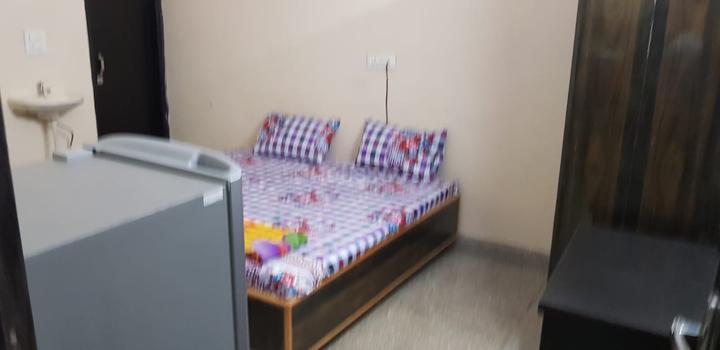 Bedroom Image of 250 Sq.ft 1 RK Builder Floor for rent in Sector 19 Rohini New Delhi for Rs. 13000