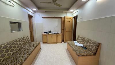 Living Room Image of 450 Sq.ft 1 BHK Apartment / Flat for rent in Kaustubh Usha Colony CHS, Malad West Mumbai for Rs. 38000