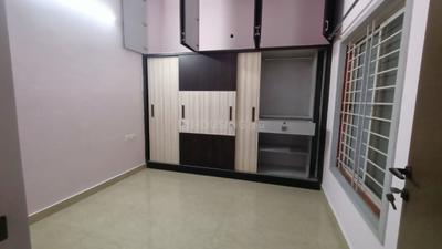 Bedroom Image of 1300 Sq.ft 2 BHK Builder Floor for rent in Jayanagar Bengaluru for Rs. 45000