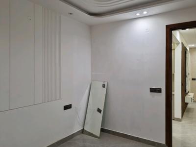 Bedroom Image of 700 Sq.ft 3 BHK Apartment / Flat for rent in Mahavir Enclave New Delhi for Rs. 25001