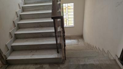 Staircase Image of 730 Sq.ft 2 BHK Apartment / Flat for sale in Keshtopur Kolkata for Rs. 2850000
