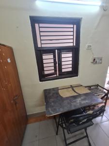 Hall Image of 720 Sq.ft 1 RK Builder Floor for rent in Mukherjee Nagar New Delhi for Rs. 12000