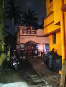 Image of 630 Sq.ft 2 BHK Apartment / Flat for rent in Narendrapur, Kolkata for Rs. 18000
