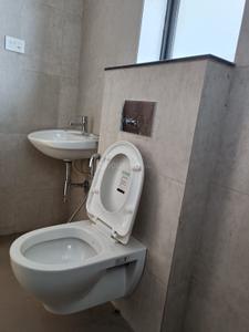 Bathroom Image of 1150 Sq.ft 3 BHK Apartment / Flat for sale in Shapoorji Pallonji Vanaha, Bavdhan Pune for Rs. 13000000