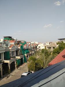 Balcony Image of 2800 Sq.ft 4 BHK Duplex for rent in Western Court, Kolar Road Bhopal for Rs. 28000