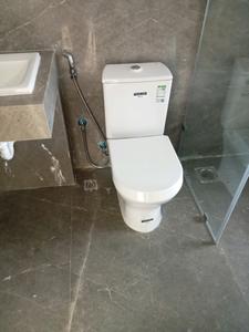 Common Bathroom Image of 1657 Sq.ft 4 BHK Apartment / Flat for sale in Kalpataru Magnus, Bandra East Mumbai for Rs. 106000000