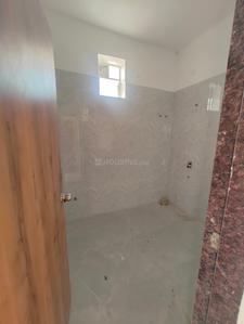 Bathroom Image of 1750 Sq.ft 3 BHK Duplex for sale in Sapphire Majestic, Jatkhedi Bhopal for Rs. 9900000