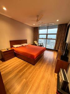 Bedroom Image of 2800 Sq.ft 3.5 BHK Apartment / Flat for sale in Panchshil Towers, Kharadi Pune for Rs. 45000000