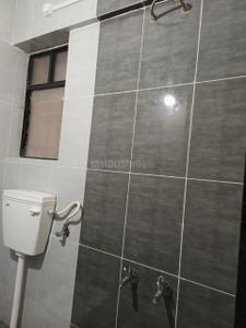 Bathroom Image of 660 Sq.ft 2 BHK Apartment / Flat for rent in Lavim Broadway Brooklyn Manhattan, Wakad Pune for Rs. 25000