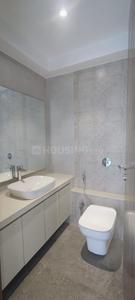 Image of 1700 Sq.ft 4 BHK Apartment / Flat for sale in Khar West, Mumbai for Rs. 130000000