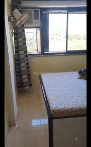 Bedroom Image of 750 Sq.ft 2 BHK Apartment / Flat for rent in Sameer Building, Andheri West Mumbai for Rs. 70000