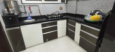 Kitchen Image of 1350 Sq.ft 3 BHK Apartment / Flat for rent in Dhankawadi Pune for Rs. 40000