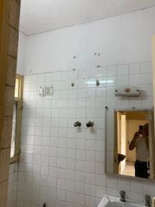 Image of 1050 Sq.ft 2 BHK Apartment / Flat for rent in Patparganj, New Delhi for Rs. 32000