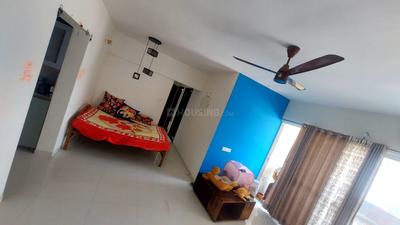 Bedroom Image of 1200 Sq.ft 3 BHK Apartment / Flat for rent in Mantra Essence, Undri Pune for Rs. 32000