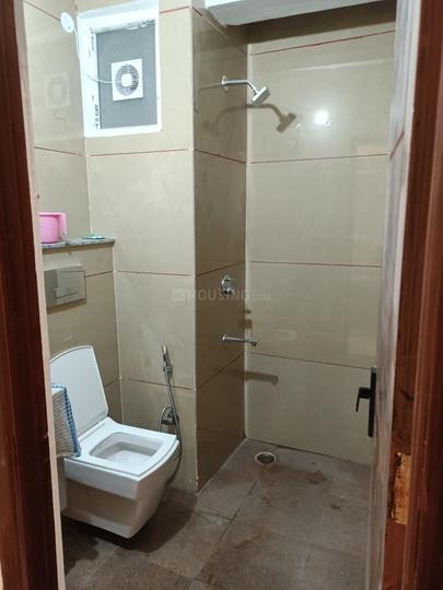 Ivory floor  Bathroom 1