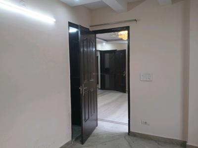 Bedroom Image of 1100 Sq.ft 3 BHK Builder Floor for rent in Mansarover Garden New Delhi for Rs. 41000