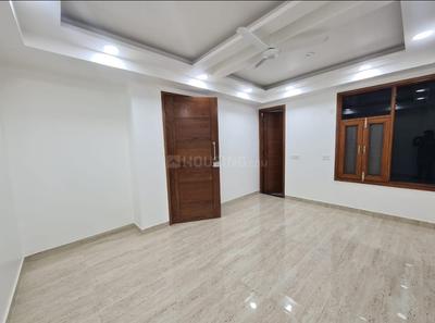 Bedroom Image of 1350 Sq.ft 3 BHK Apartment / Flat for sale in Mehrauli New Delhi for Rs. 9000000