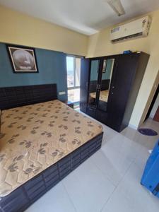 Bedroom Image of 670 Sq.ft 2 BHK Apartment / Flat for rent in Royal Oasis, Malad West Mumbai for Rs. 60000