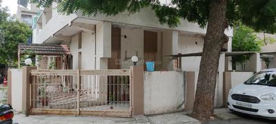 Image of 1600 Sq.ft 4 BHK Independent House for rent in Gulab Nagar, Rajkot for Rs. 40000