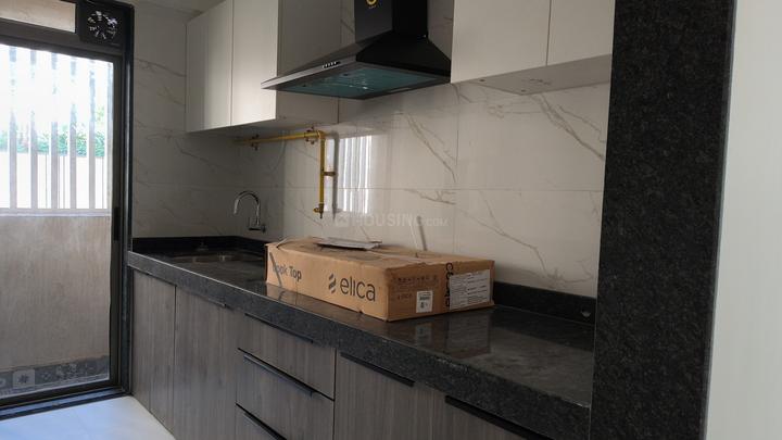 Evershine Amavi 303 Main Image 1