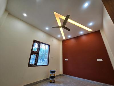 Bedroom Image of 2200 Sq.ft 5 BHK Independent House for sale in Chitaipur Varanasi for Rs. 15300000