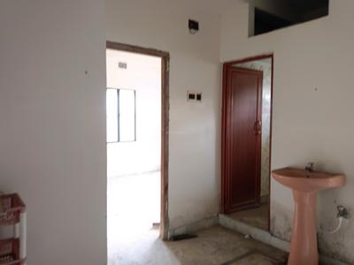 Living Room Image of 800 Sq.ft 2 BHK Builder Floor for sale in Tollygunge Kolkata for Rs. 4600000