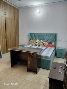 Bedroom Image of 750 Sq.ft 1 BHK Builder Floor for rent in Sector 15 Gurgaon for Rs. 28000