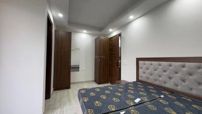 Bedroom Image of 1050 Sq.ft 1 BHK Builder Floor for rent in DLF Phase 3 Gurgaon for Rs. 37500