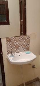 Bathroom Image of 645 Sq.ft 1 BHK Independent House for rent in Kharar Mohali for Rs. 10000
