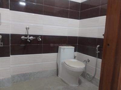 Bathroom Image of 700 Sq.ft 2 BHK Builder Floor for rent in Nawada New Delhi for Rs. 12500
