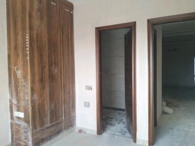 Bedroom Image of 1650 Sq.ft 4 BHK Builder Floor for sale in Sector 17 Rohini New Delhi for Rs. 20500000