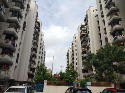 Image of 945 Sq.ft 2 BHK Apartment / Flat for sale in Agrawal Apartments, Jodhpur, Ahmedabad for Rs. 6800000