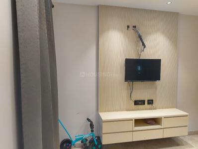 Bedroom Image of 2150 Sq.ft 4 BHK Builder Floor for sale in Bali Nagar New Delhi for Rs. 41000000