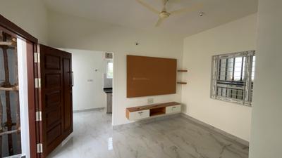 Living Room Image of 600 Sq.ft 1 BHK Apartment / Flat for rent in Thanisandra Bengaluru for Rs. 25000