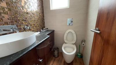 Image of 1850 Sq.ft 3 BHK Builder Floor for rent in Emaar Emerald Hill, Sector 65, Gurgaon for Rs. 50000