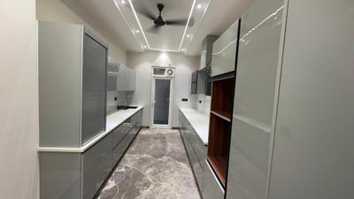 Kitchen Image of 2701 Sq.ft 4 BHK Builder Floor for sale in Paschim Vihar New Delhi for Rs. 47500000