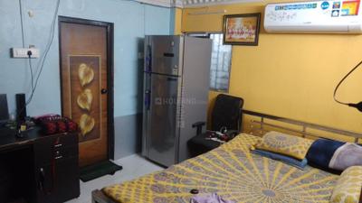 Bedroom Image of 750 Sq.ft 2 BHK Independent House for sale in Nazirabad Kolkata for Rs. 2150000