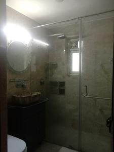 Common Bathroom One Image of 2200 Sq.ft 3 BHK Apartment / Flat for sale in DDA Flats Vasant Kunj, Vasant Kunj New Delhi for Rs. 45000000