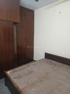 Bedroom Image of 800 Sq.ft 2.5 BHK Builder Floor for rent in Dilshad Garden New Delhi for Rs. 30000