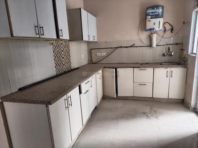 Kitchen Image of 1455 Sq.ft 3 BHK Apartment / Flat for rent in Skytech Matrott, Sector 76 Noida for Rs. 35000