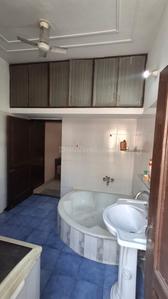 Bathroom Image of 1000 Sq.ft 1 BHK Builder Floor for rent in Sector 61 Mohali for Rs. 22000