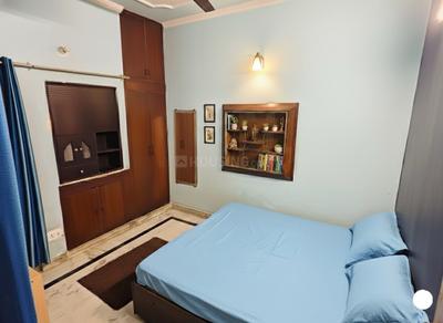 Bedroom Image of 1300 Sq.ft 3 BHK Builder Floor for rent in Sector 19 Noida for Rs. 45000