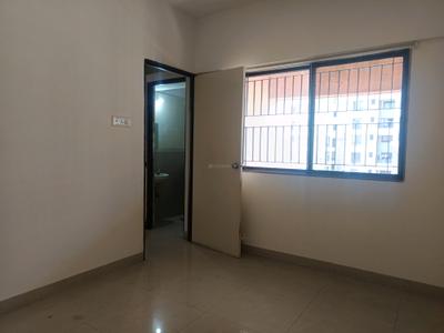 Bedroom Image of 650 Sq.ft 1 BHK Apartment / Flat for sale in Magarpatta Heliconia, Hadapsar Pune for Rs. 7200000